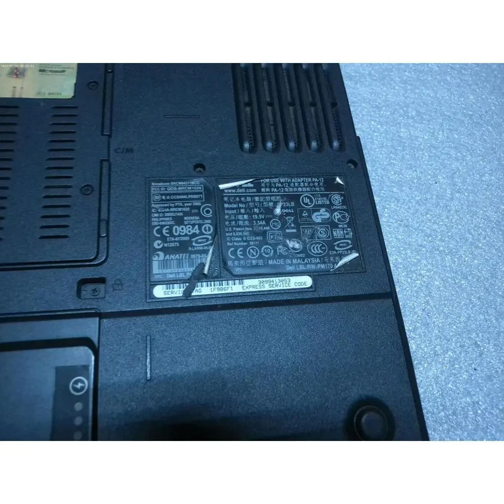 Dell Latitude 131L Laptop PP23LB 15.4